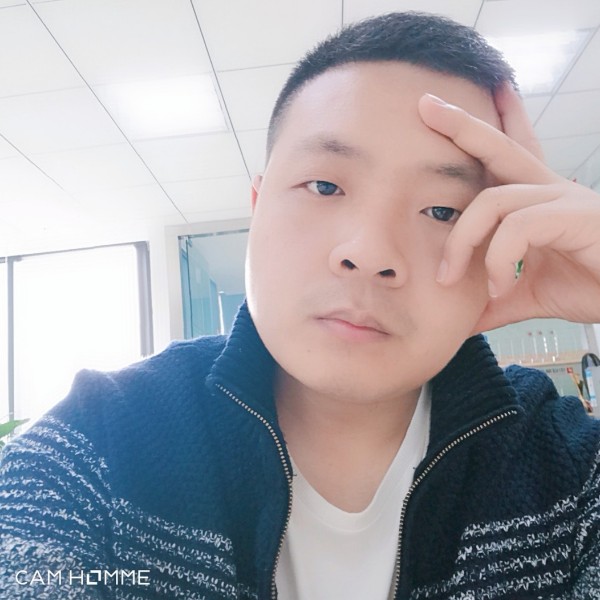 路鸣的照片