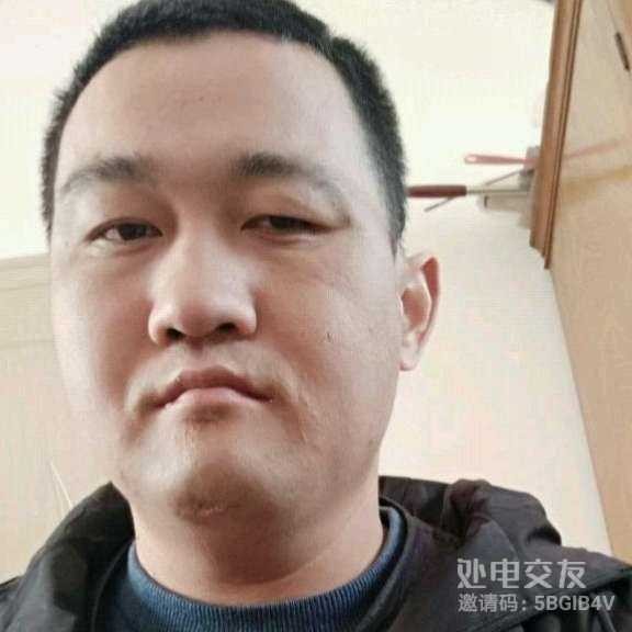 活泼的贝贝的照片