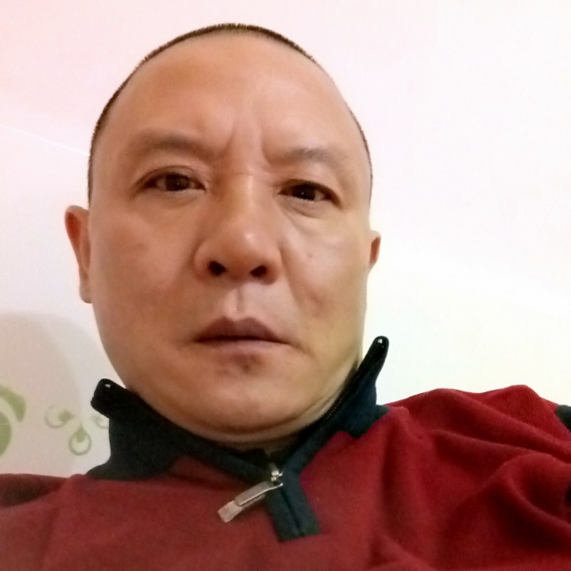 简单帅哥的照片