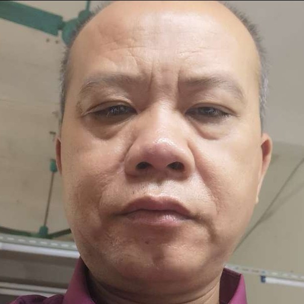 有爱心的男人的照片