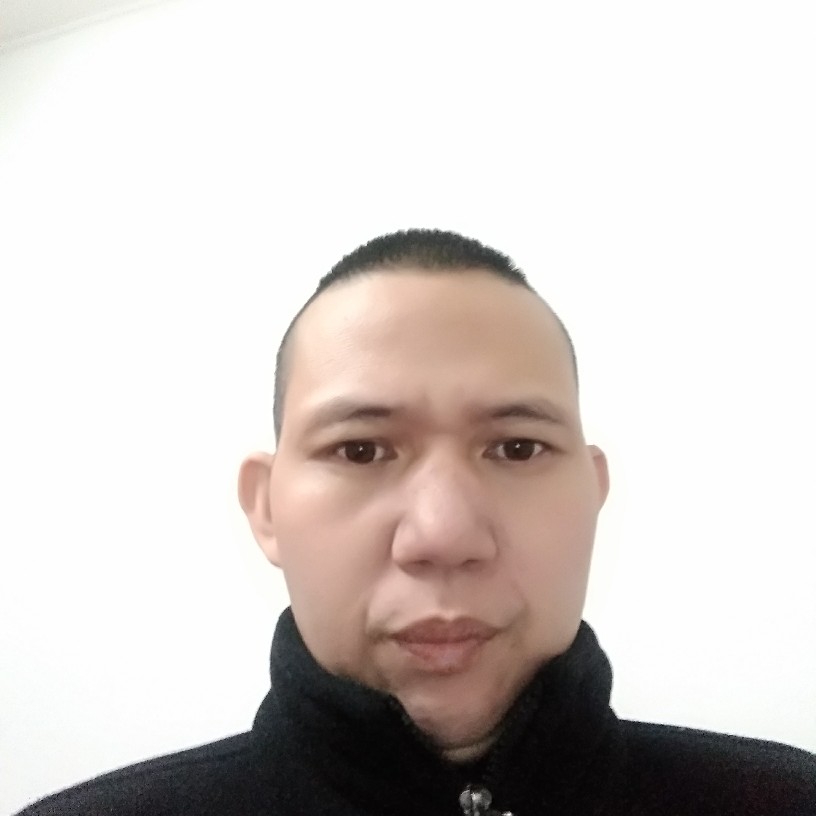 贪玩还花瓣的照片