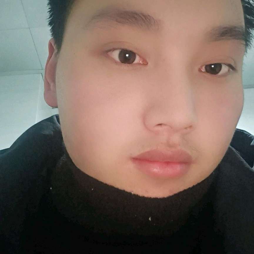 xcvhygcc的照片