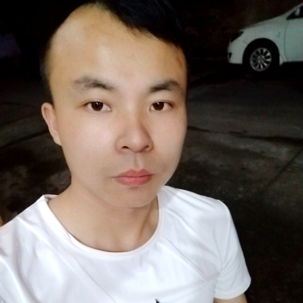 美女欢喜的照片