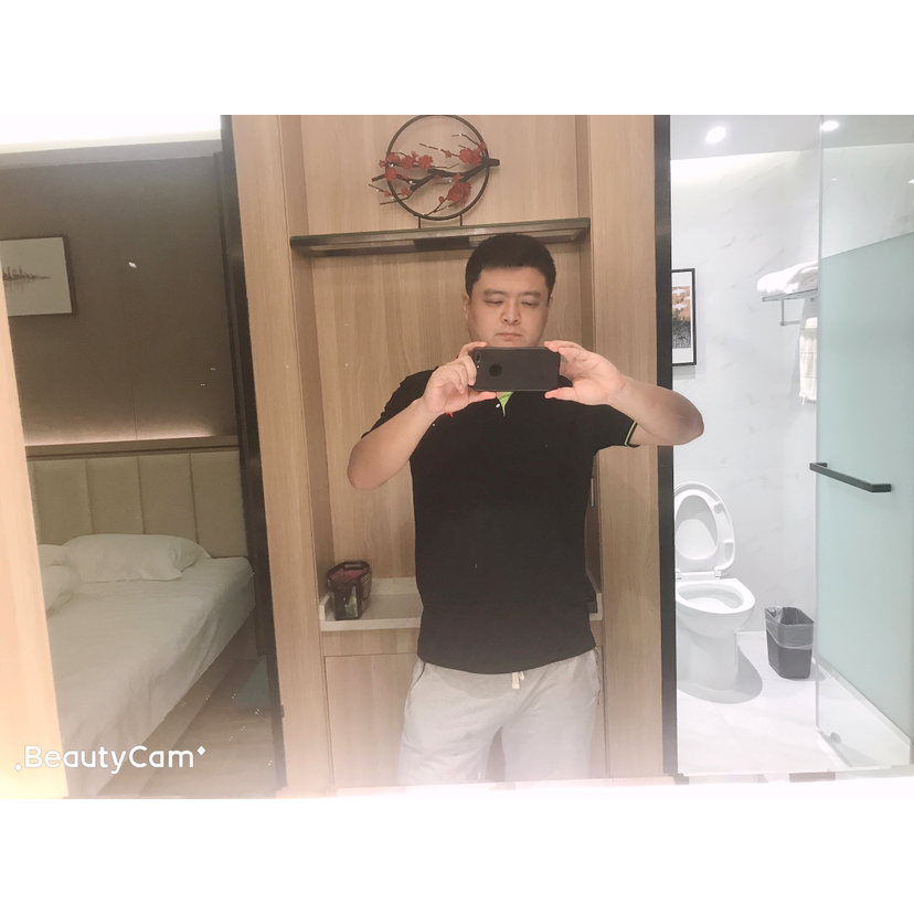 玩命闻黄豆的照片