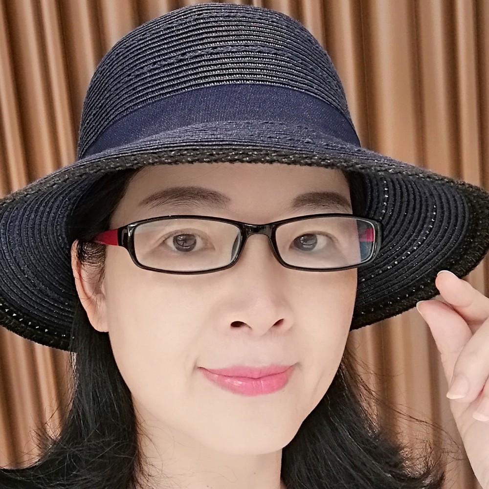 跳跃改变画板的照片