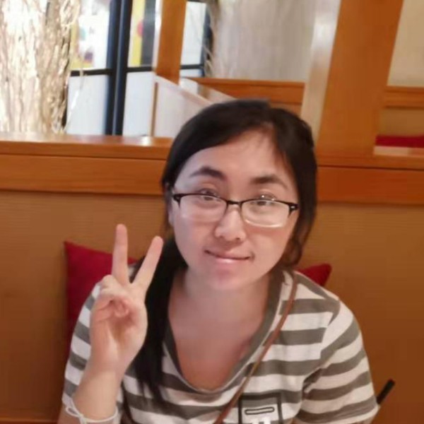 外套是猪猪的照片