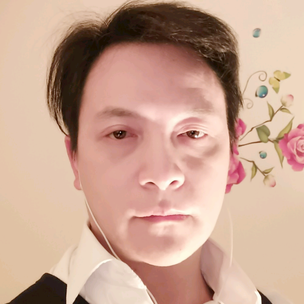铃铛给可爱的照片
