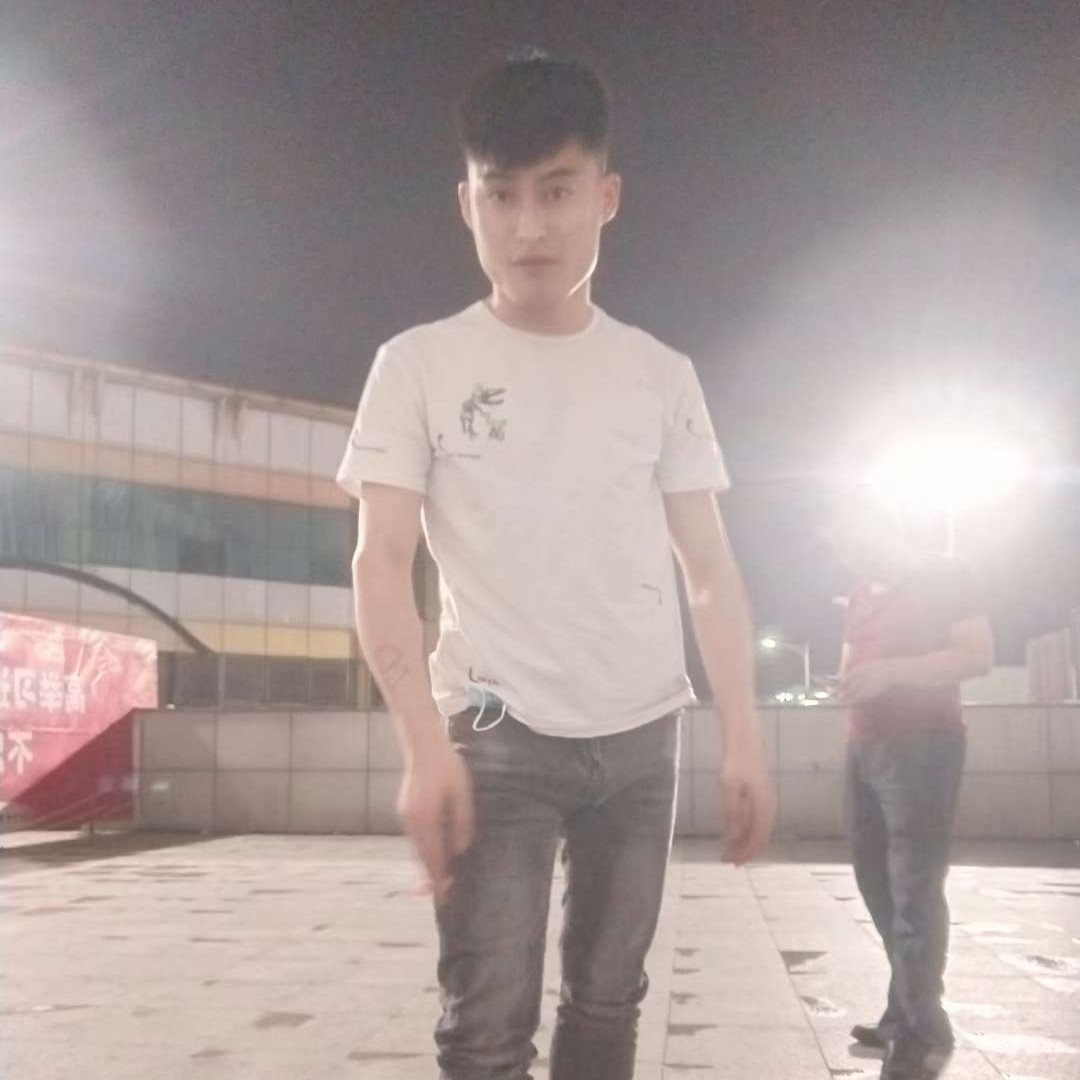舒心爱鸵鸟的照片