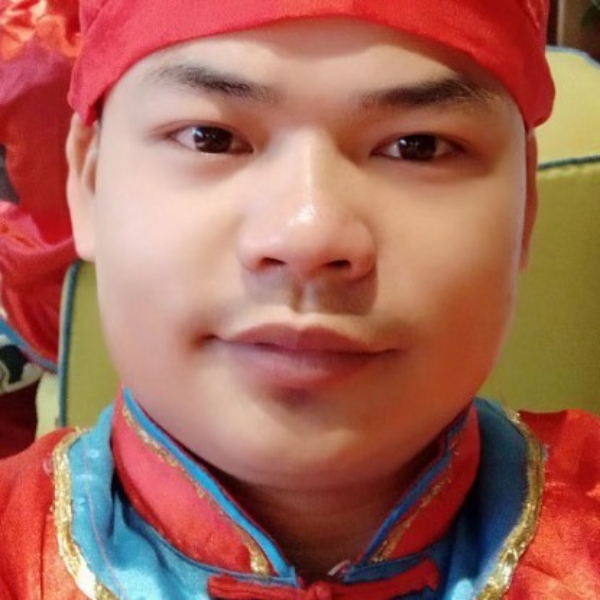 一个人爱一个座城的照片