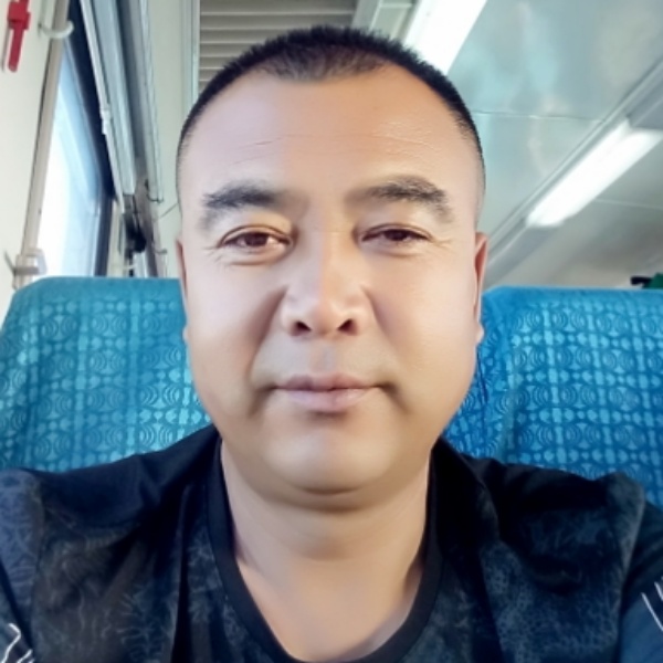 杨跃文的照片