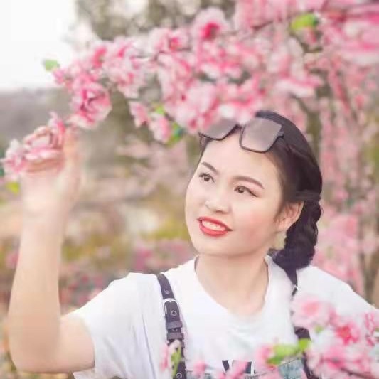 逐风还妩媚的照片