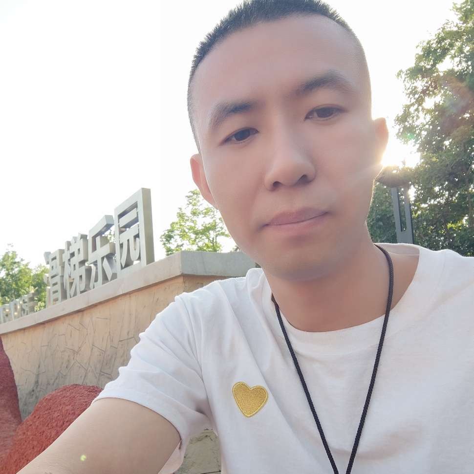 浅唱回首秀发的照片