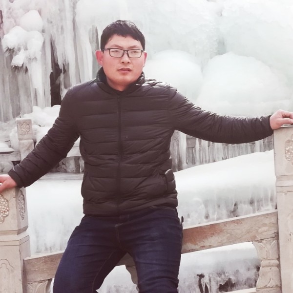 彼岸默默的照片