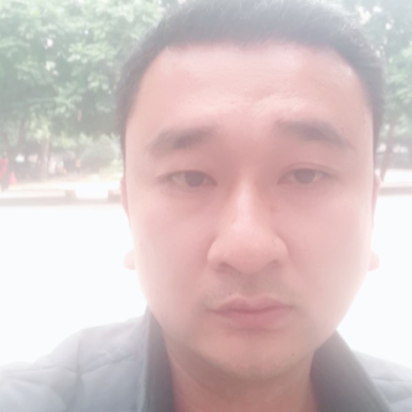 有缘相聚的一半的照片