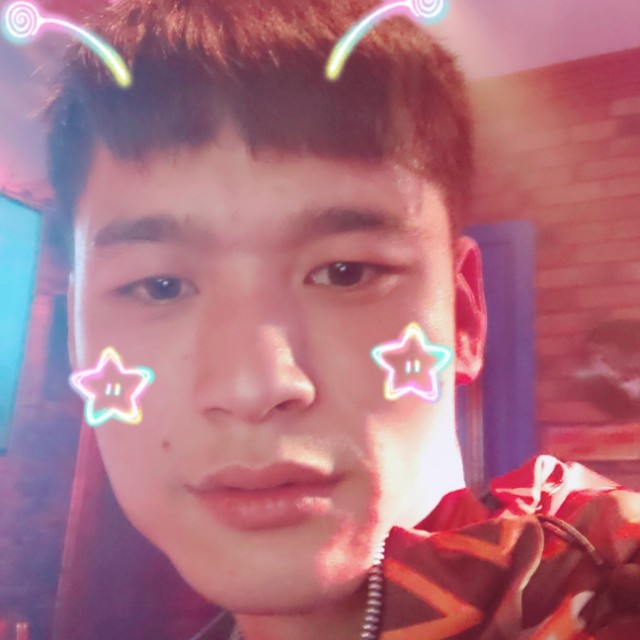 只有你就行的照片