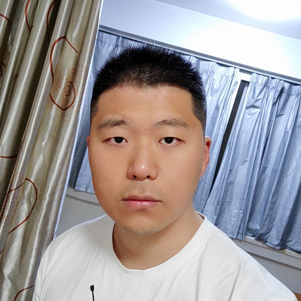 陈炜鸿的照片