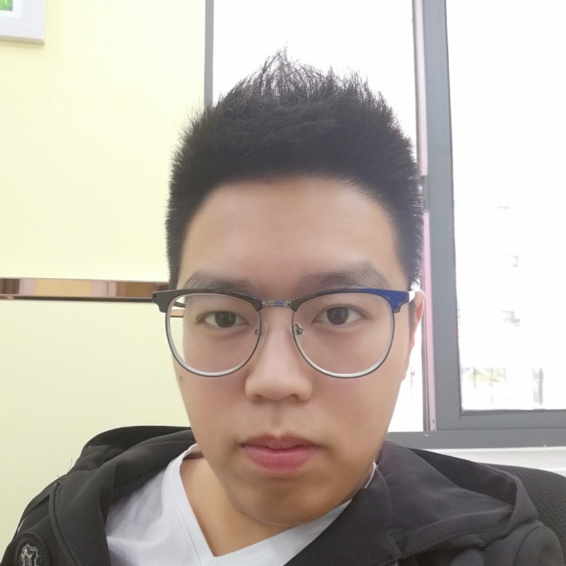 现代大白的照片
