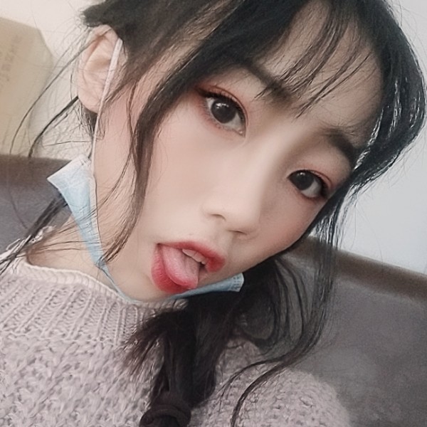 单纯回眸仙人掌的照片