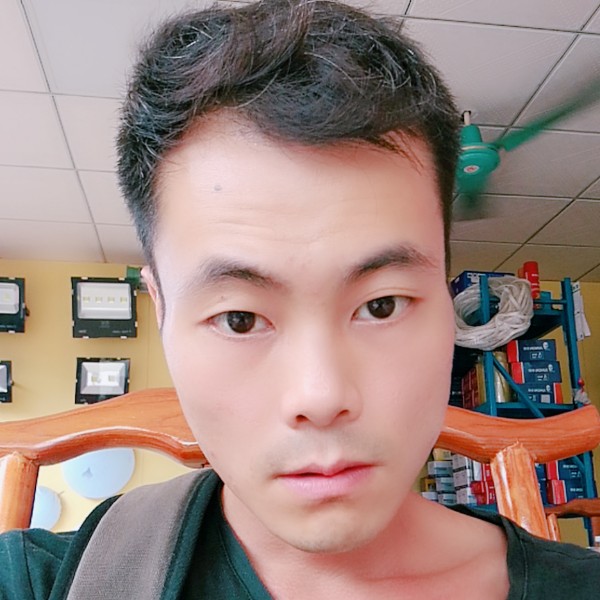 漂亮流岚的照片