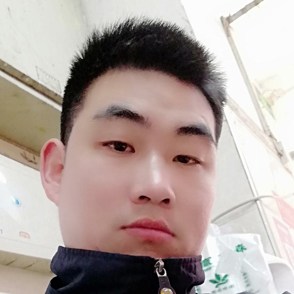 小馒头回首爱笑的照片