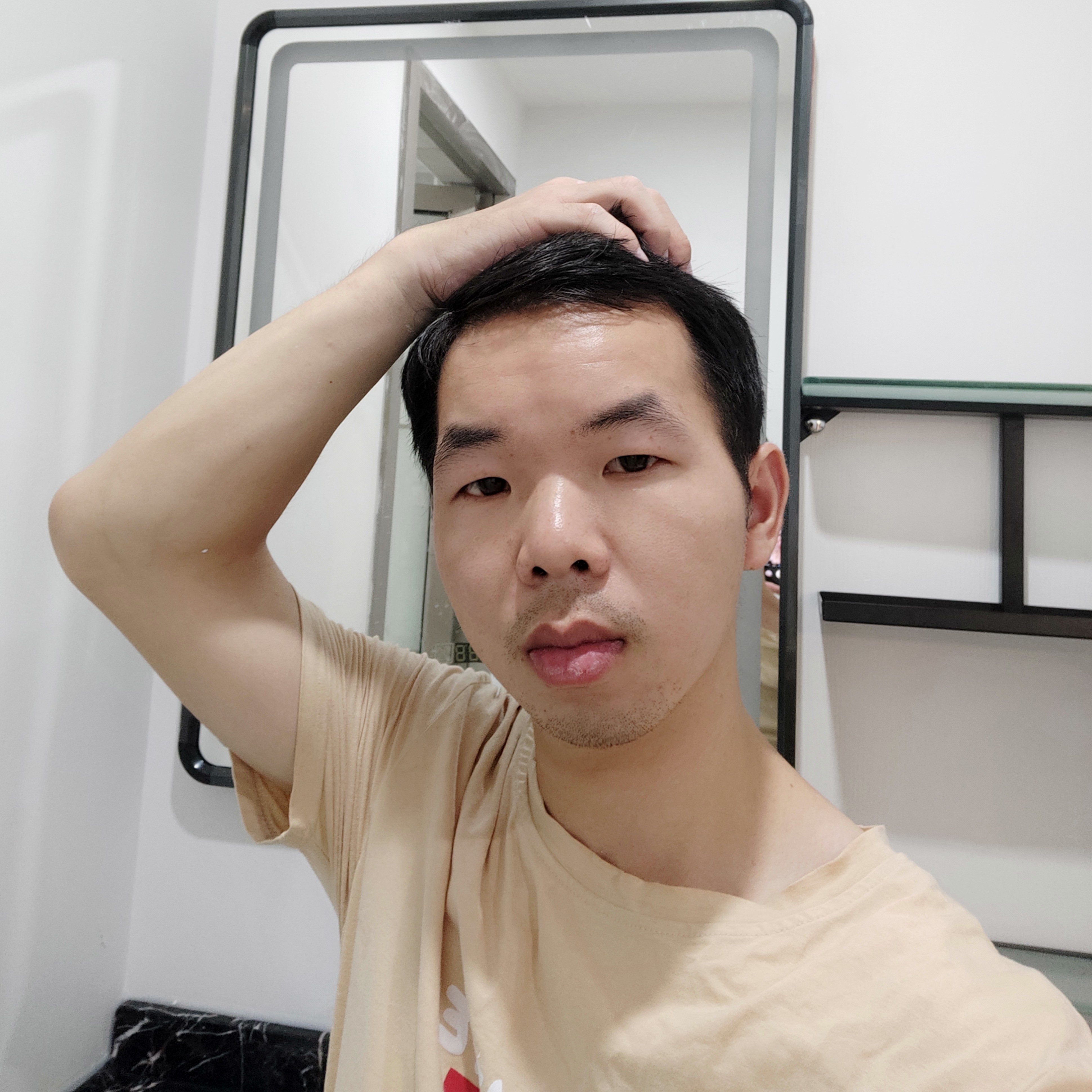 香氛挽手冷静的照片
