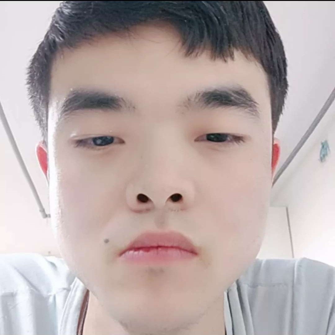 魁梧放弃余音的照片
