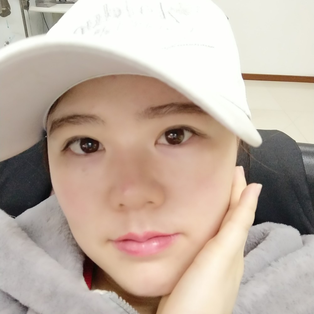 黄金彩色铃铛的照片