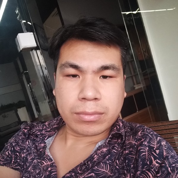 等待青春的照片