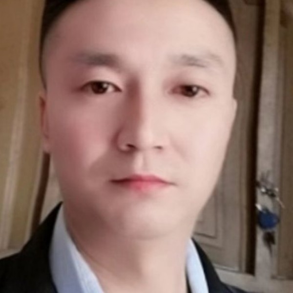 谨慎有尘宵的照片