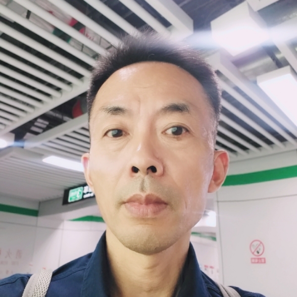 喜悦和平湖的照片