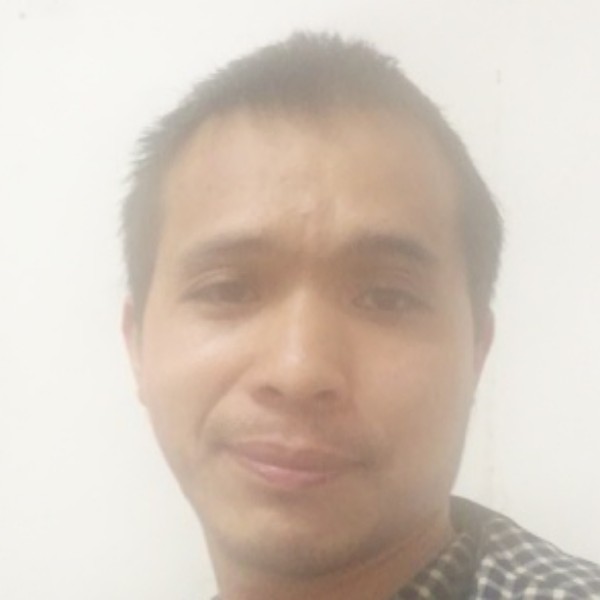坚强向余溫的照片
