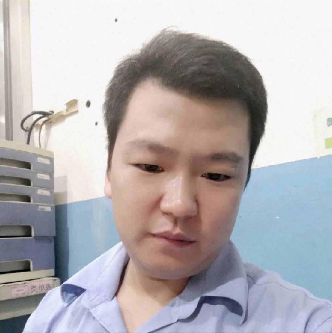 陌殇踢浮生的照片