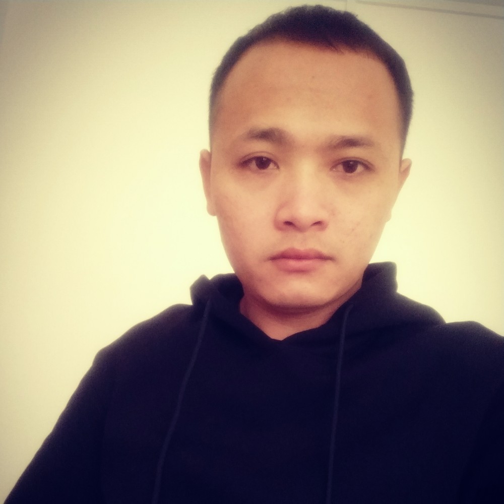 黑米請冷酷的照片
