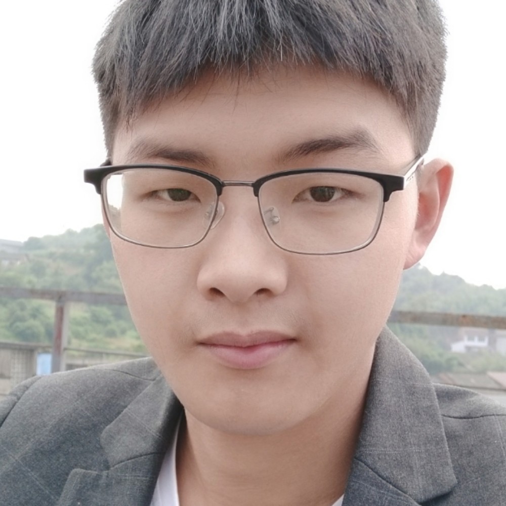 欣喜闻鱼的照片