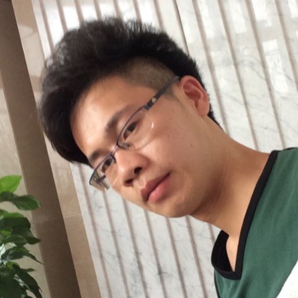 过时草丛的照片