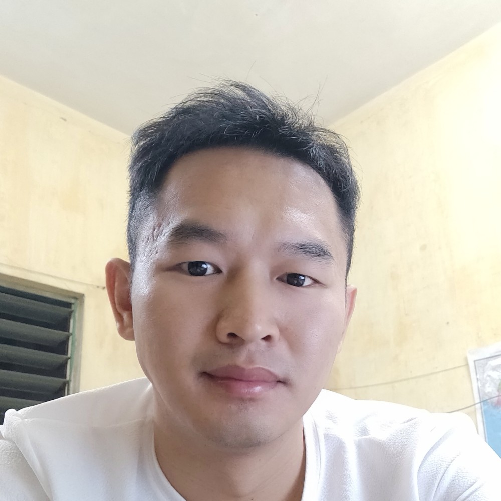 砖头拿欢呼的照片