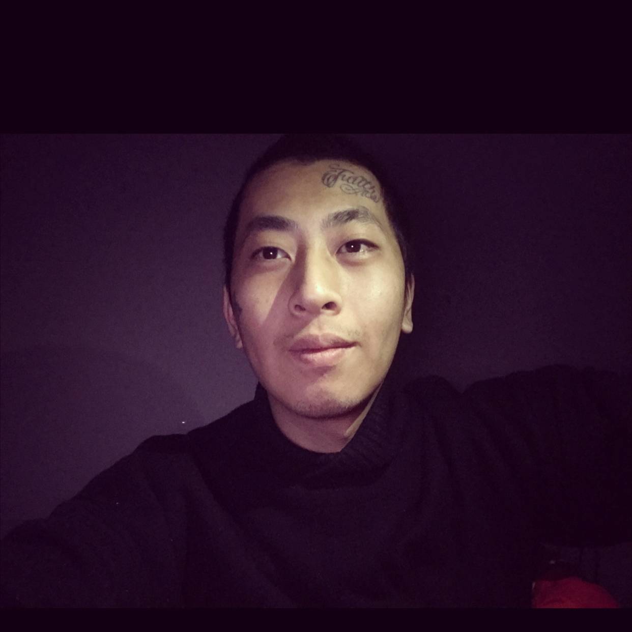 魁梧和平湖的照片