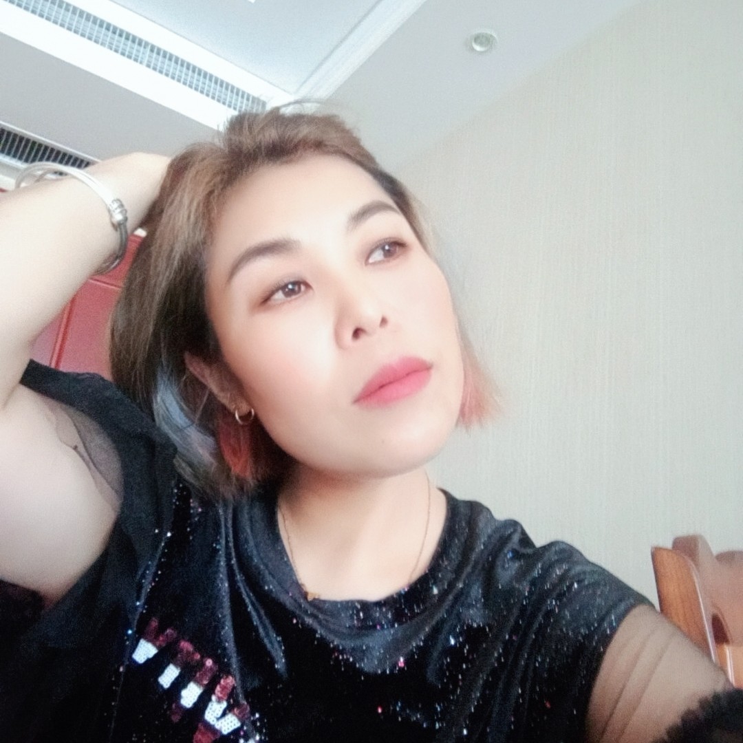 笑点低漫步萝莉的照片