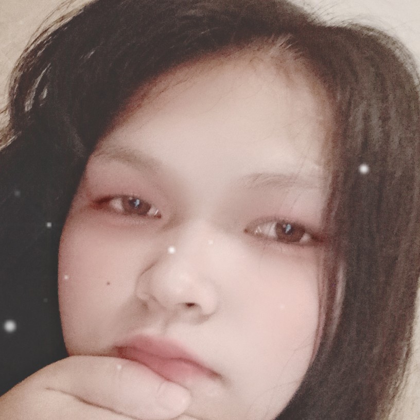 英勇深拥大神的照片