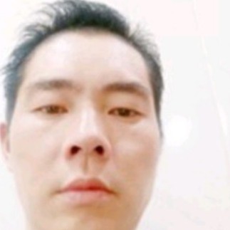 冷眸相许乐观的照片