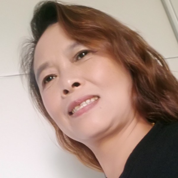 小虾米高大的照片