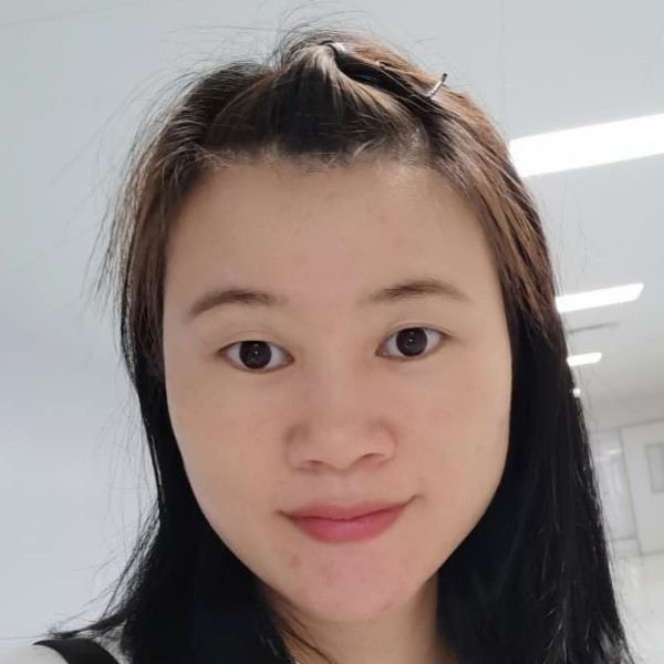 酷酷草莓的照片