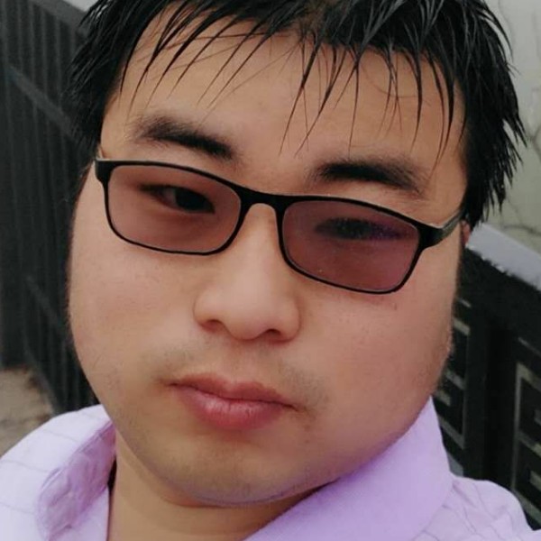 無臾無丠的照片