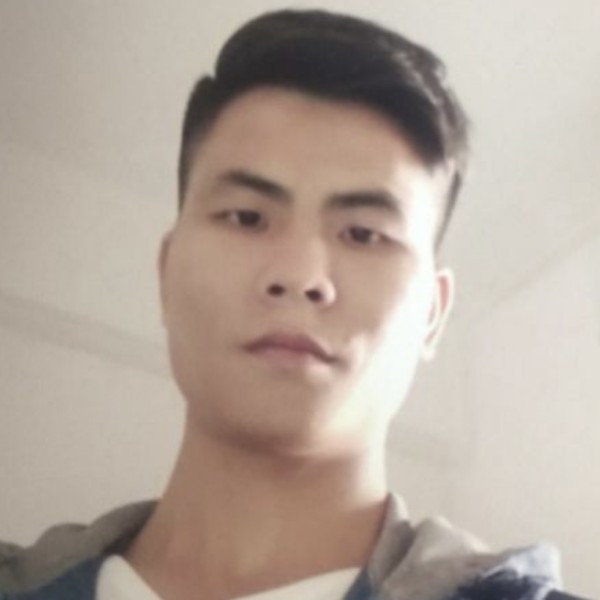 断夏友好的照片