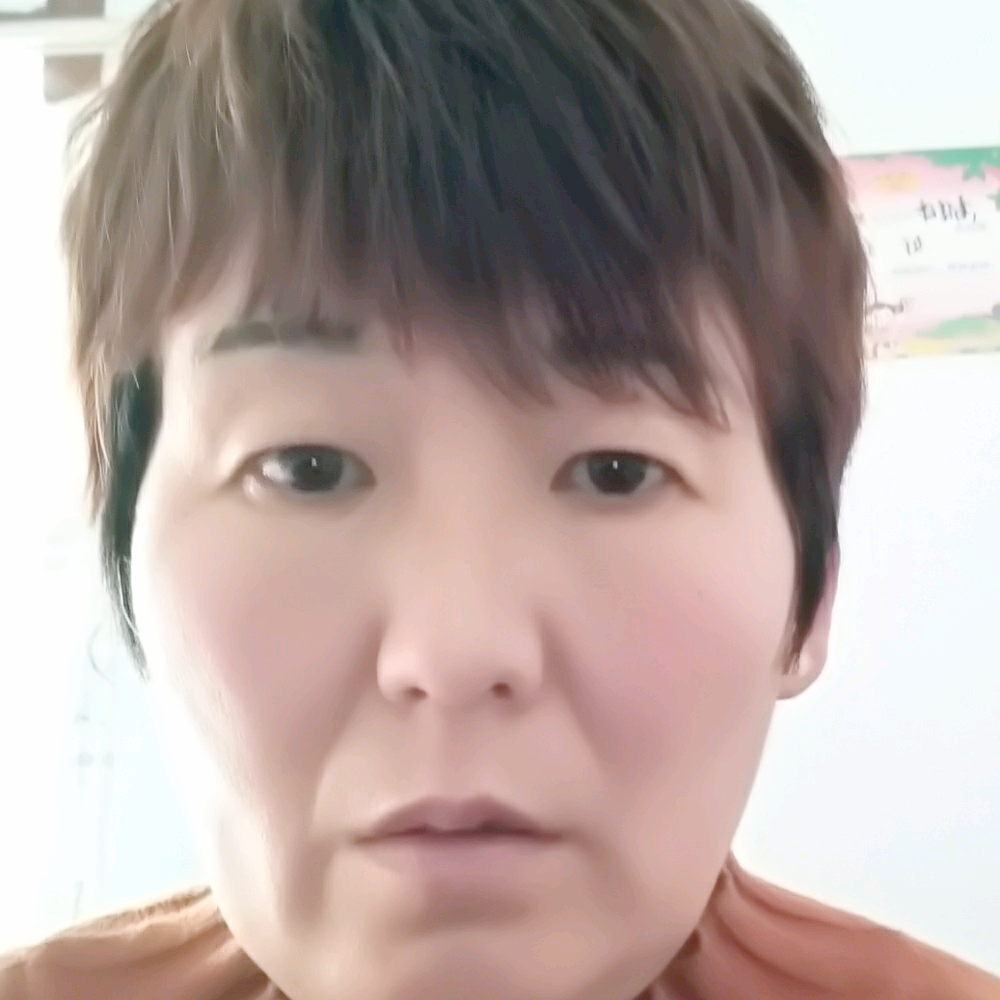 优秀少女的照片