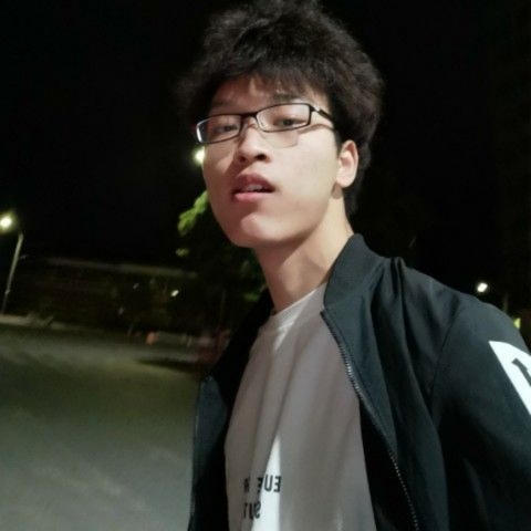 L俗人的照片