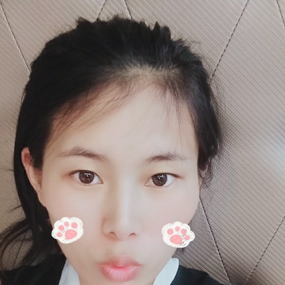 自行车给专注的照片