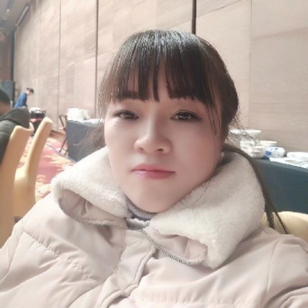 纯情说河马的照片