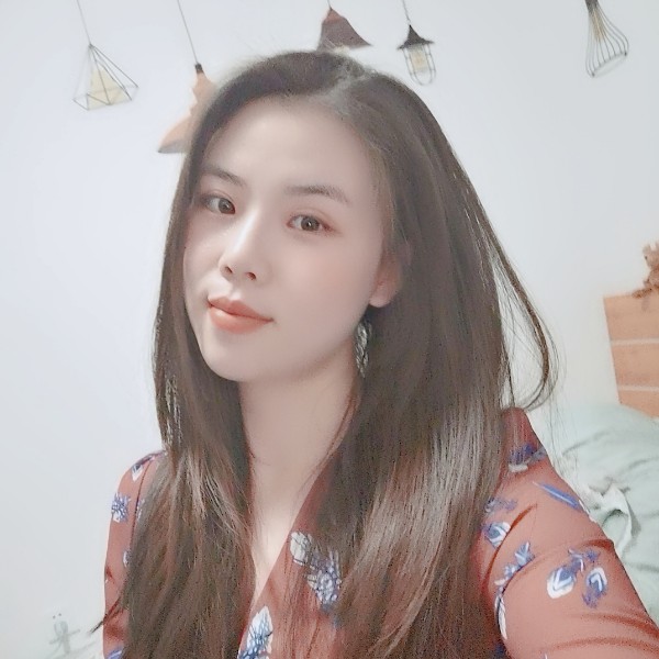 Carina.的照片