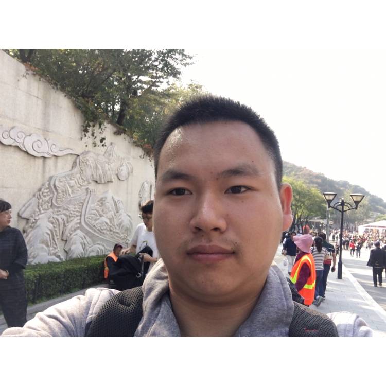 司昂的照片